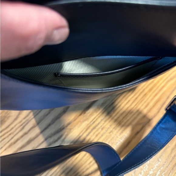 Bradley of London Navy Blue Leather Pocket Zip Cross-body Purse NWT - Picture 4 of 10